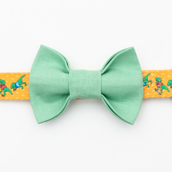Willow Green Linen Dog Bow Tie